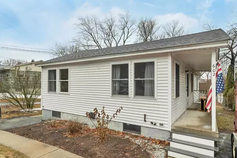 602 Brown Ave, Manchester, NH 03103