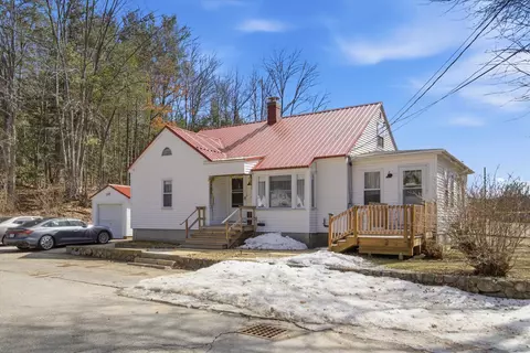 59 Woodland Ave, Laconia, NH 03246