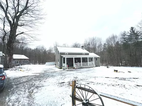 262 Dwyers Camp Rd, Shaftsbury, VT 05262
