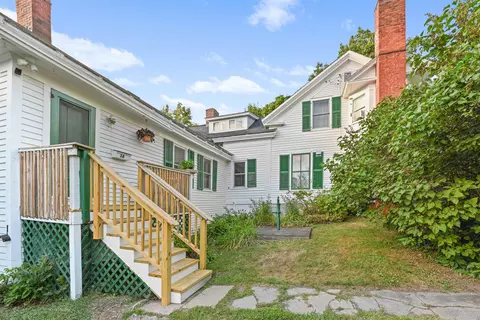 66 Bank St, Saint Albans, VT 05478