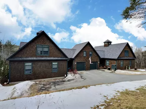 48 Burkehaven Hill Rd #A, Sunapee, NH 03782