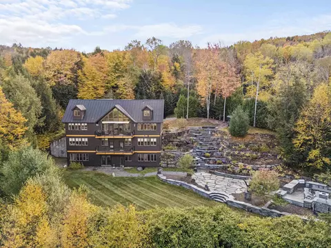 237 Points North Rd, Stowe, VT 05672