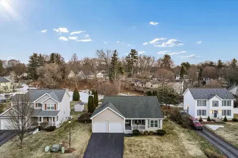 250 Pasture Dr, Manchester, NH 03102