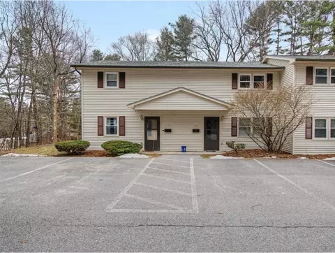 86 Pinecrest Dr #11 E, Essex, VT 05452