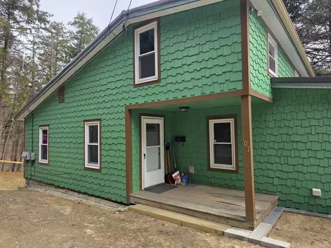 107 Litchfield St, Springfield, VT 05156