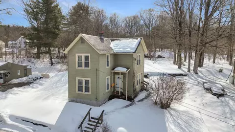 33 River St, Fair Haven, VT 05743