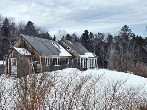 1153 King Hill Rd, Readsboro, VT 05350