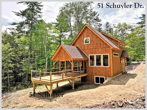 51 Schuyler Dr, Campton, NH 03223