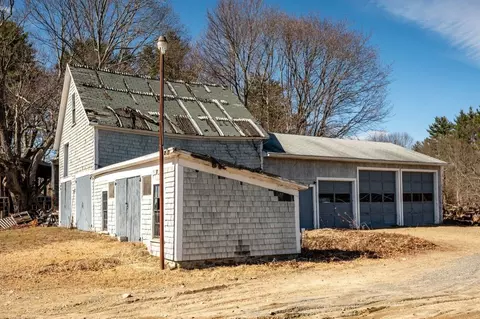 Exterior - 120 Exeter Rd, Newfields, NH 03856 photo 6 of 9