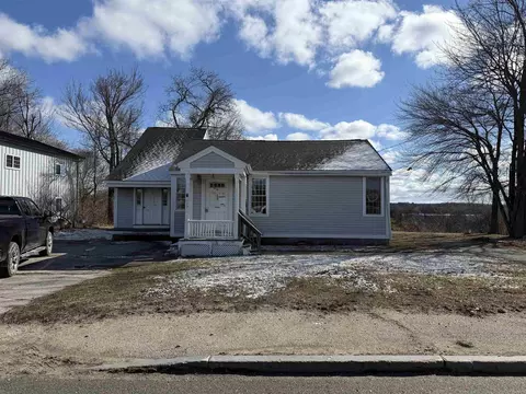 127 Daniel Webster Hwy, Merrimack, NH 03054