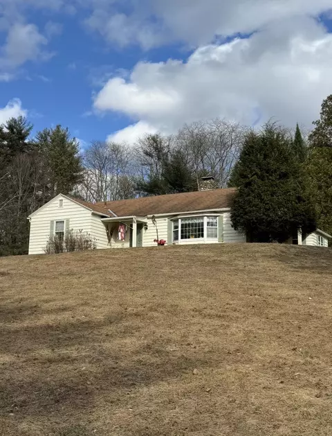 242 Clarendon Rd, Wallingford, VT 05773