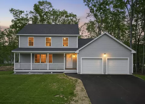 1 Blaisdell Ct, Raymond, NH 03077