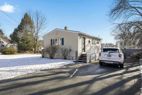 19 Erskine Ave, Manchester, NH 03104
