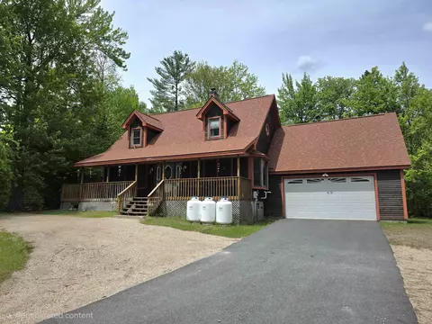 99 Whitefield Rd, Bethlehem, NH 03574