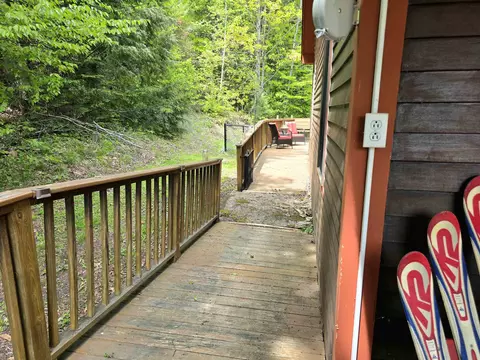 Exterior - 99 Whitefield Rd, Bethlehem, NH 03574 photo 5 of 8