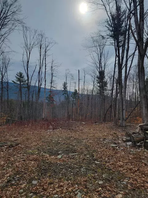 2041 East Rd, Bennington, VT 05201