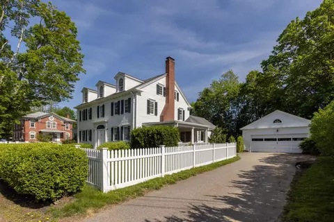 Exterior - 79 Silver St, Dover, NH 03820 photo 15 of 15