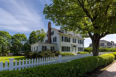 79 Silver St, Dover, NH 03820
