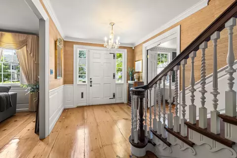 Entry Way - 79 Silver St, Dover, NH 03820 photo 1 of 7