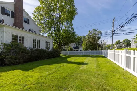 Exterior - 79 Silver St, Dover, NH 03820 photo 12 of 15