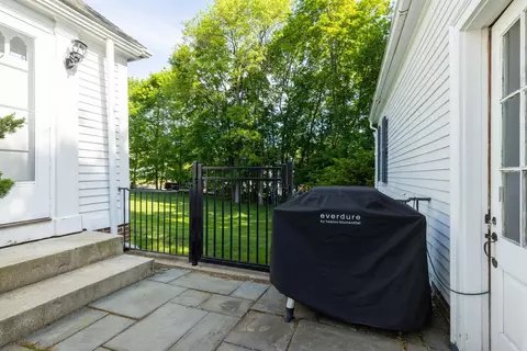 Exterior - 79 Silver St, Dover, NH 03820 photo 8 of 15