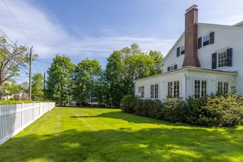 Exterior - 79 Silver St, Dover, NH 03820 photo 13 of 15