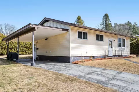 4 Downes Ave, Barre, VT 05641