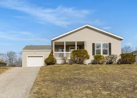 38 Tarah Way, Fremont, NH 03044