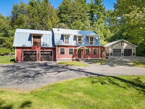 Exterior - 71-73 Highlands Dr, Williston, VT 05495 photo 2 of 9