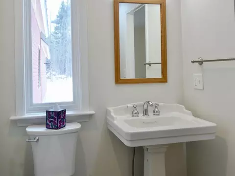 Bath - 71-73 Highlands Dr, Williston, VT 05495 photo 2 of 3