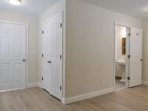 Entry Way - 71-73 Highlands Dr, Williston, VT 05495 photo 2 of 2