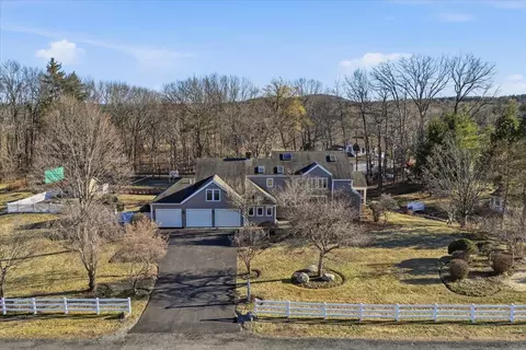 98 Dow Rd, Hollis, NH 03049