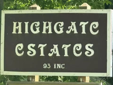 487 Country Club Rd, Highgate, VT 05459