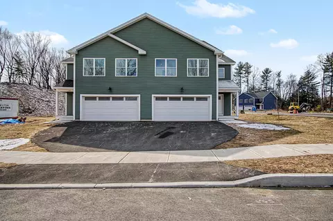 101 Elsa Ln, Essex Junction, VT 05452