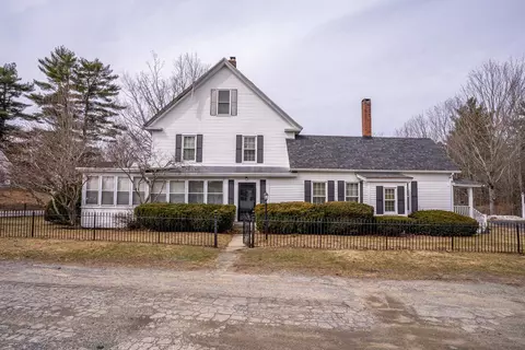 308 Main St, Fremont, NH 03044