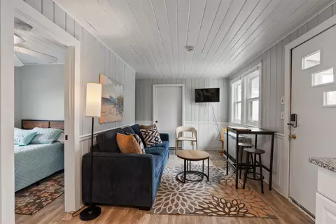Living - 15 Riverview Ter, Hampton, NH 03842 photo 6 of 16