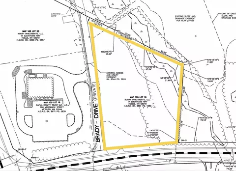 15 Brady Dr, Hudson, NH 03051