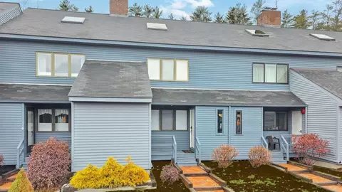 16 College Hill Rd, Hanover, NH 03755