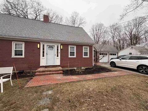 21 Park Ct, Durham, NH 03824