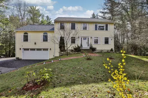 41 Dupaw Gould Rd, Brookline, NH 03033