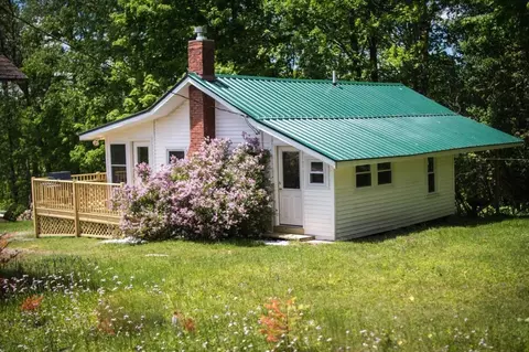 194 Edgewood Park Ln, Westmore, VT 05860
