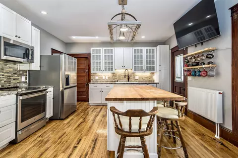 209 State St UNIT 1, Rutland City, VT 05071