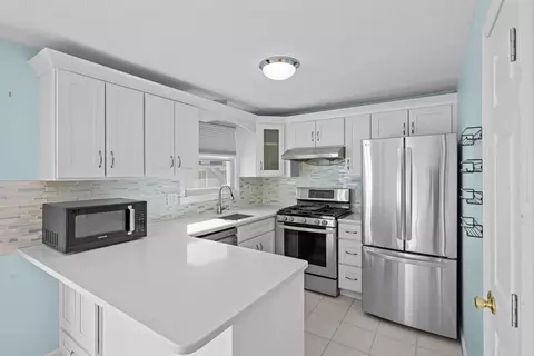 31 Bluestone Dr #31, Nashua, NH 03060