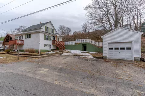 37 Glen St, Sanford, ME 04073