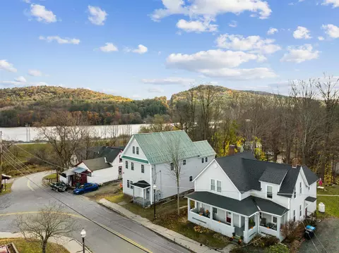 99 Depot St, Hartford, VT 05001