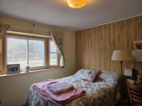184 South St, Springfield, VT 05156 photo 21
