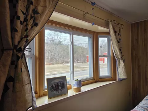184 South St, Springfield, VT 05156 photo 14