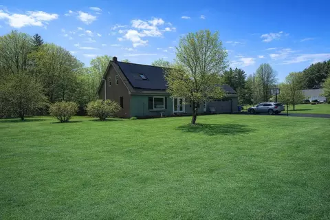2 Hutchins Cir, Barre, VT 05641