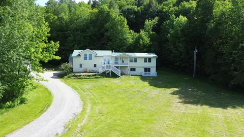 260 Weaver Rd, Huntington, VT 05462