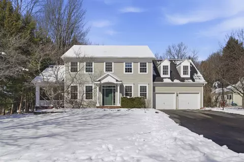 148 Barrett Ln, Williston, VT 05495